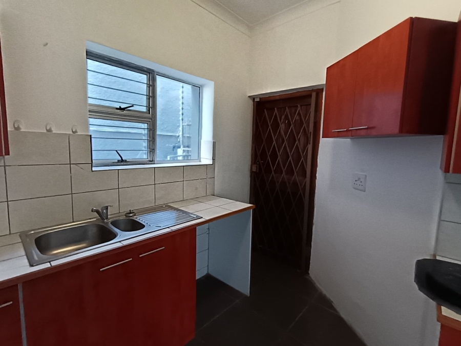 2 Bedroom Property for Sale in Humewood Eastern Cape